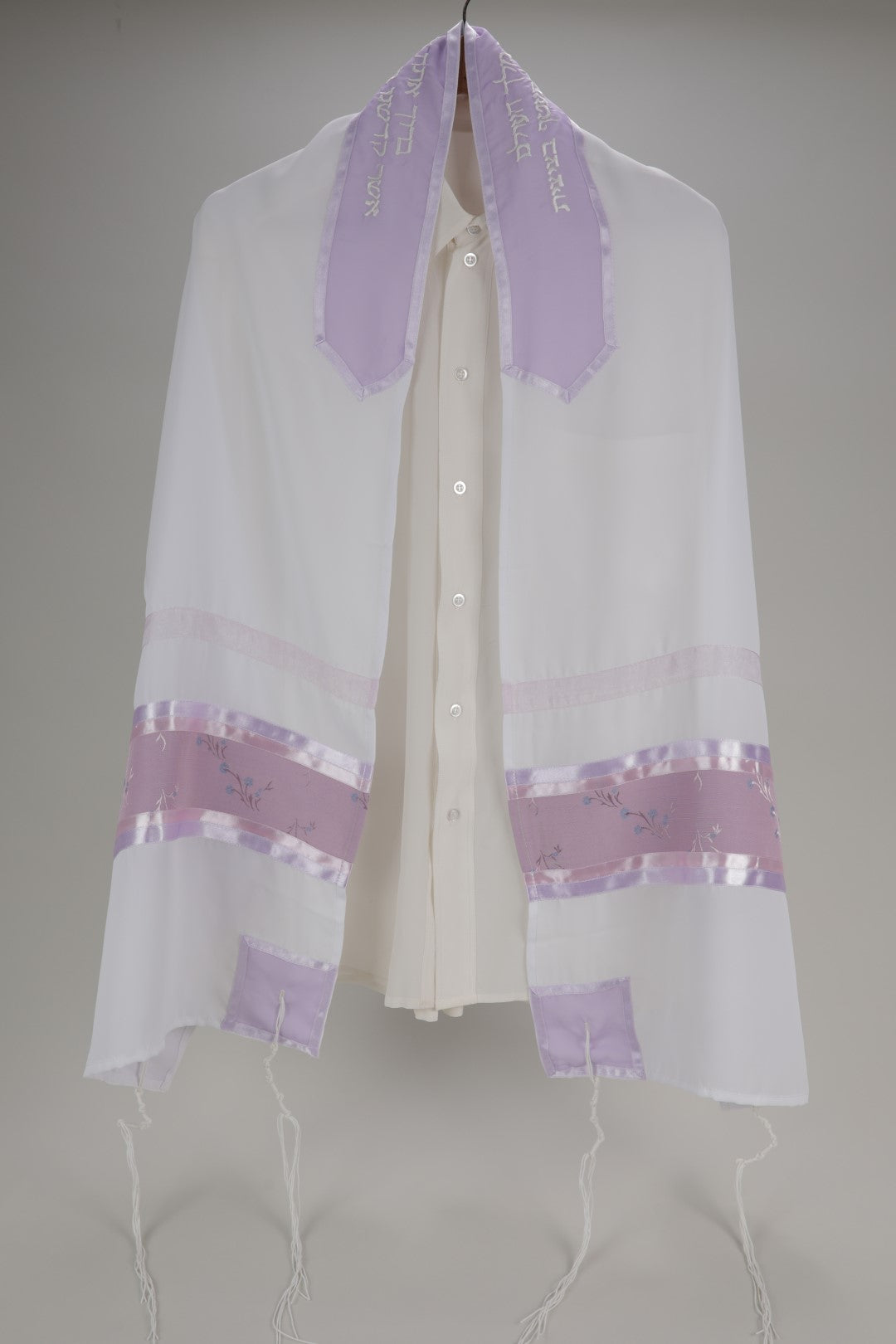 VIOLET SHEER PRAYER SHAWL WITH FLORAL DECORATION