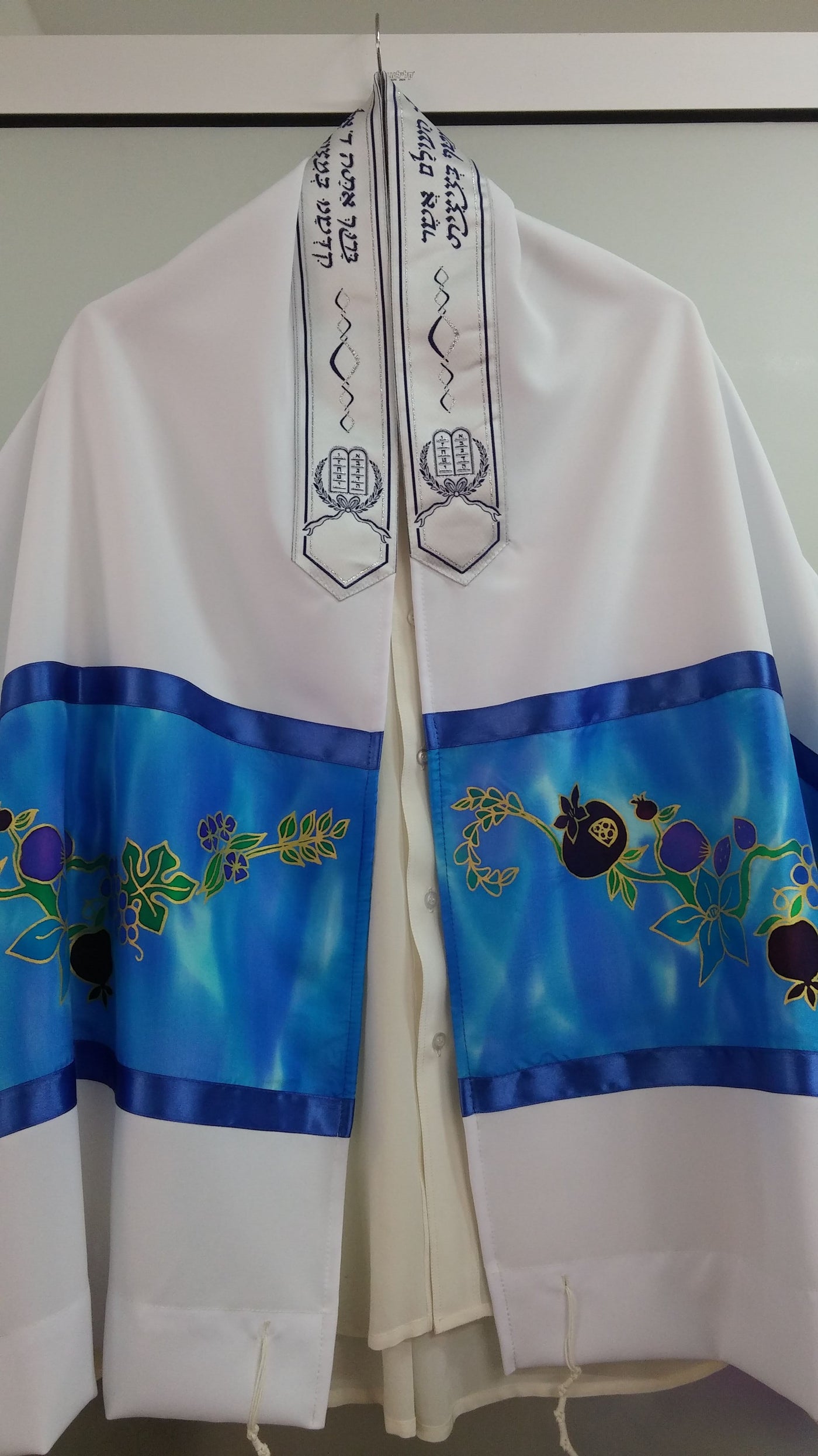 Silk Tallit for girl, Bat Mitzvah Tallit, Hand made Tallit by Galilee Silks