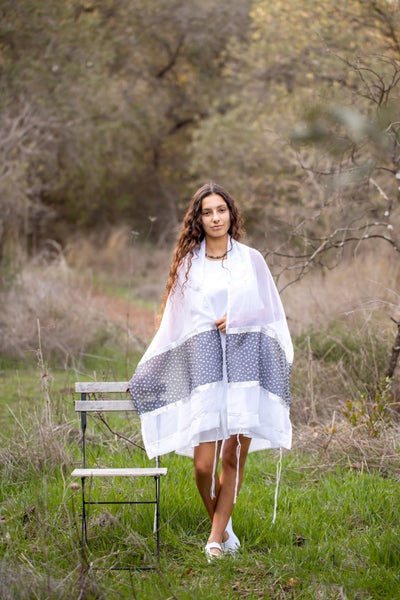 Handmade Sheer Tallit With Silver Dots, Women's Tallit, Girl's Tallit, Feminine Tallit, Bat Mitzvah Tallit natute 1